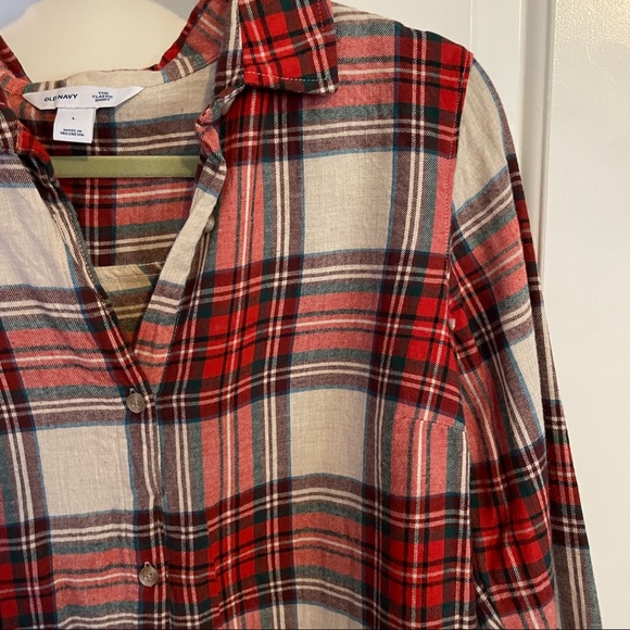 Old Navy, Classic Shirt, size L - Picture 2 of 5
